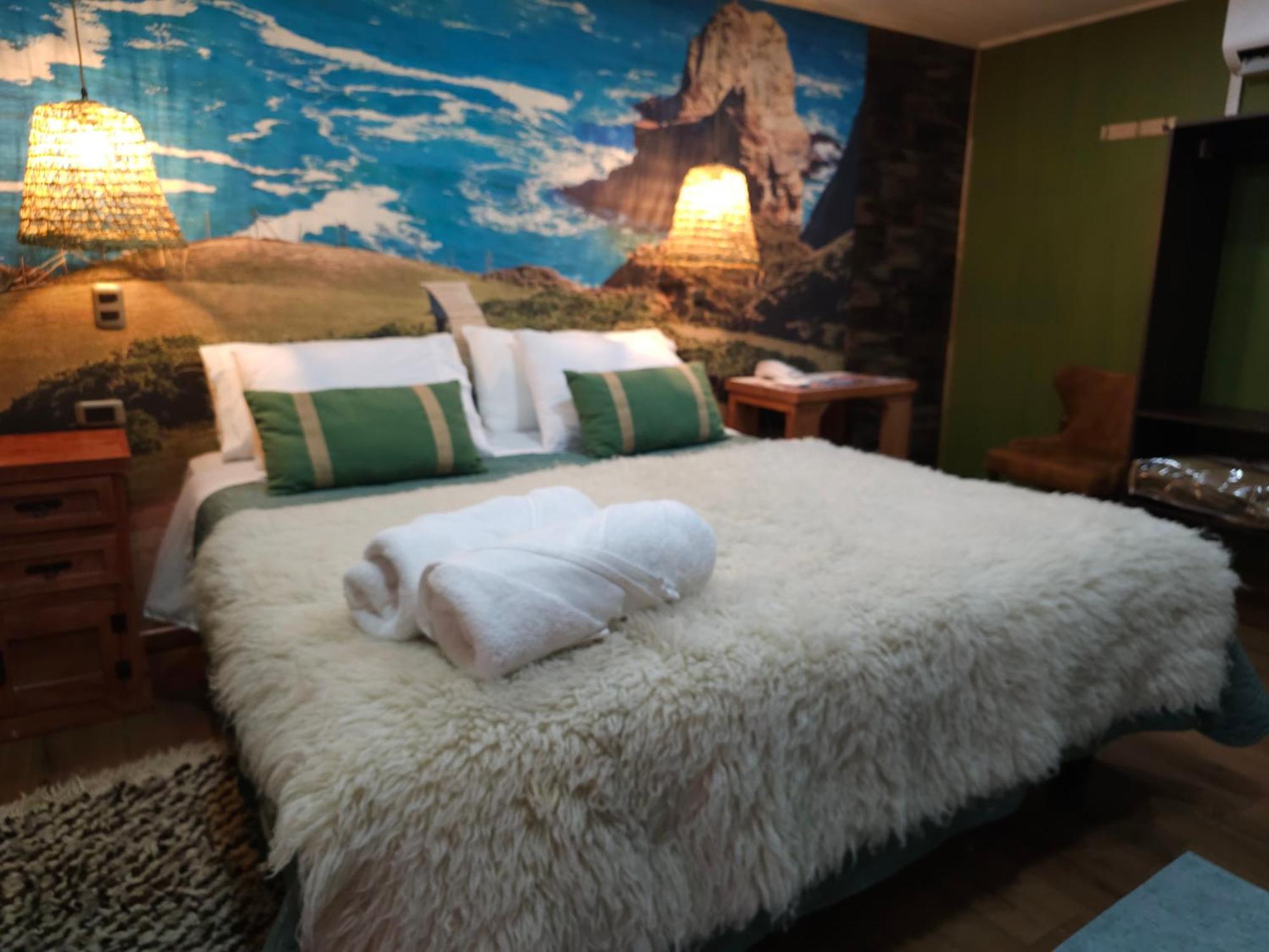 Hotel Boutique Tierra De Islas Chiloe Кастро Екстер'єр фото