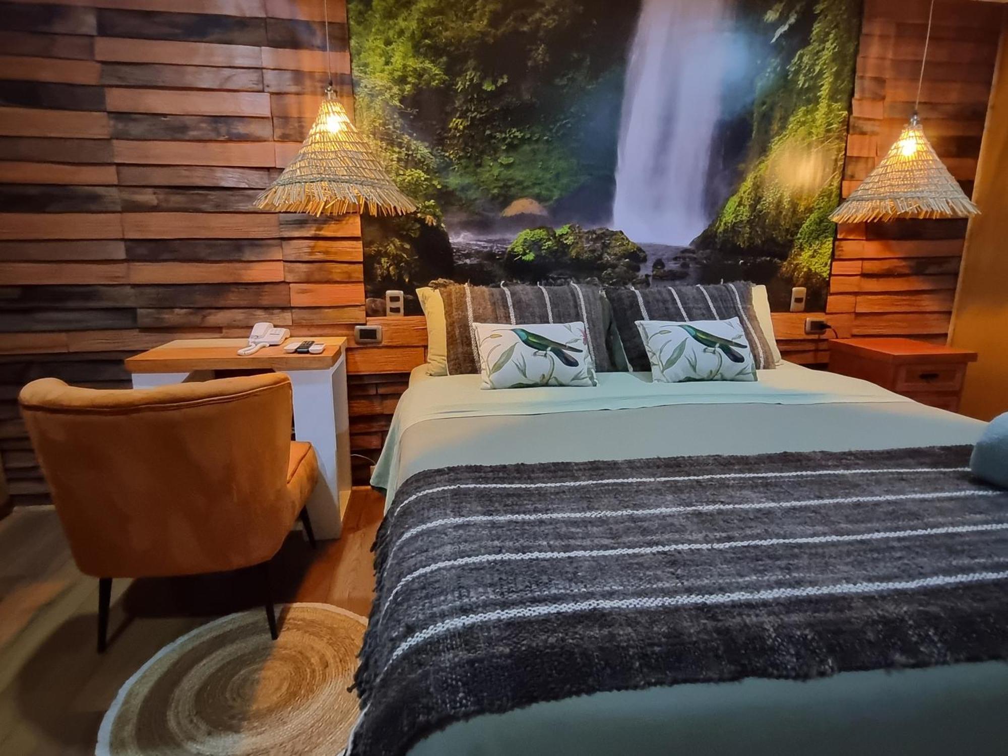 Hotel Boutique Tierra De Islas Chiloe Кастро Екстер'єр фото