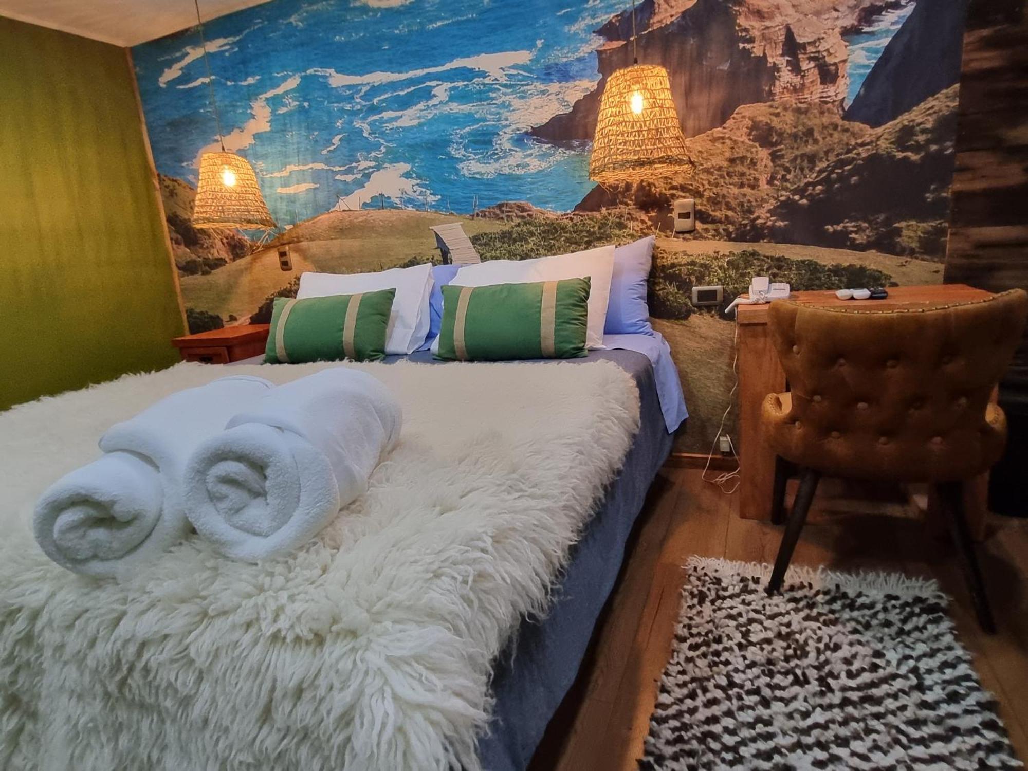 Hotel Boutique Tierra De Islas Chiloe Кастро Екстер'єр фото